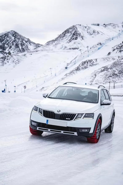 ISSE Classic Snow Socks for Tires. Designed for All Tire Brands. Textile Chain Replacement for Optimal Traction in Snow & Ice. Easy Install. Emergency Winter Safety Solution, Multi-Season Use. Size 62