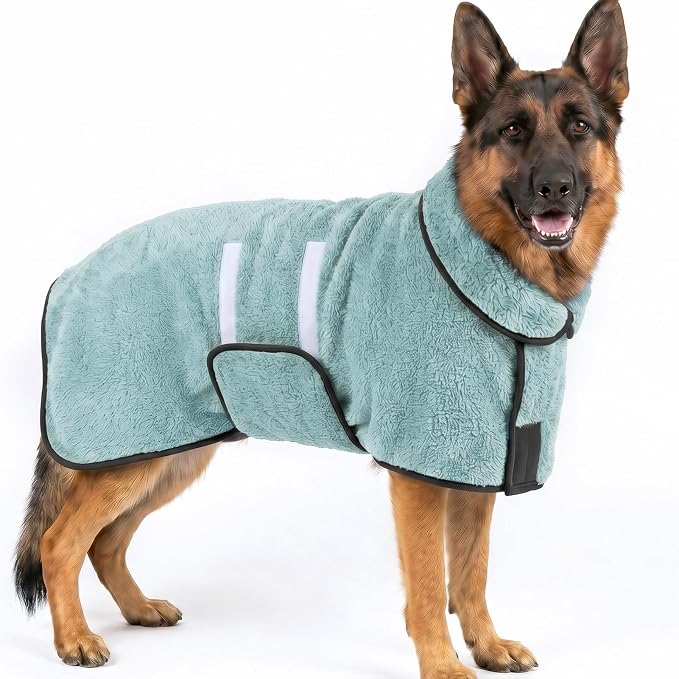 Bienbee Dog Bathrobe, Quick Drying Super Absorbent Pet Robes for Small Medium Large Dogs, Drying Coat for After Bath & Swim, Warm & Cozy Dogs Towels, Dog Puppy Bath Supplies, Light Green XXL