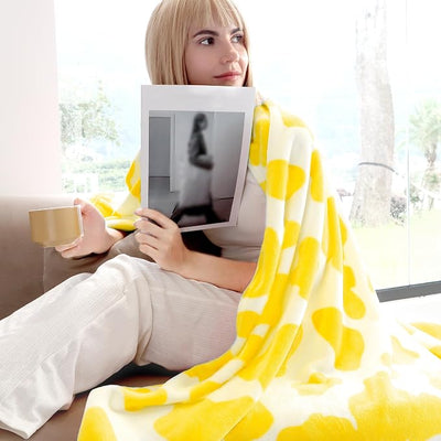 Yellow Fleece Blanket Twin Size Lightweight Fuzzy Soft Throw 60x80 Inch Light Yellow Twin Blanket for Couch Bed Sofa Camping Traveling