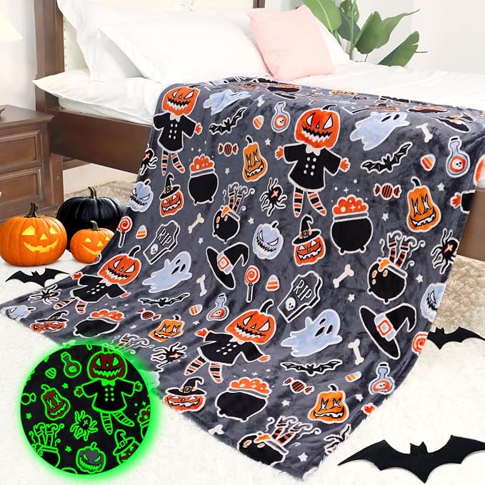 Halloween Blanket Twin Size Soft Black Glowing Fall Pumpkin Throw Blanket Lightweight Fuzzy Grey Twin Bed Decoration Blanket for Bedroom Couch Sofa